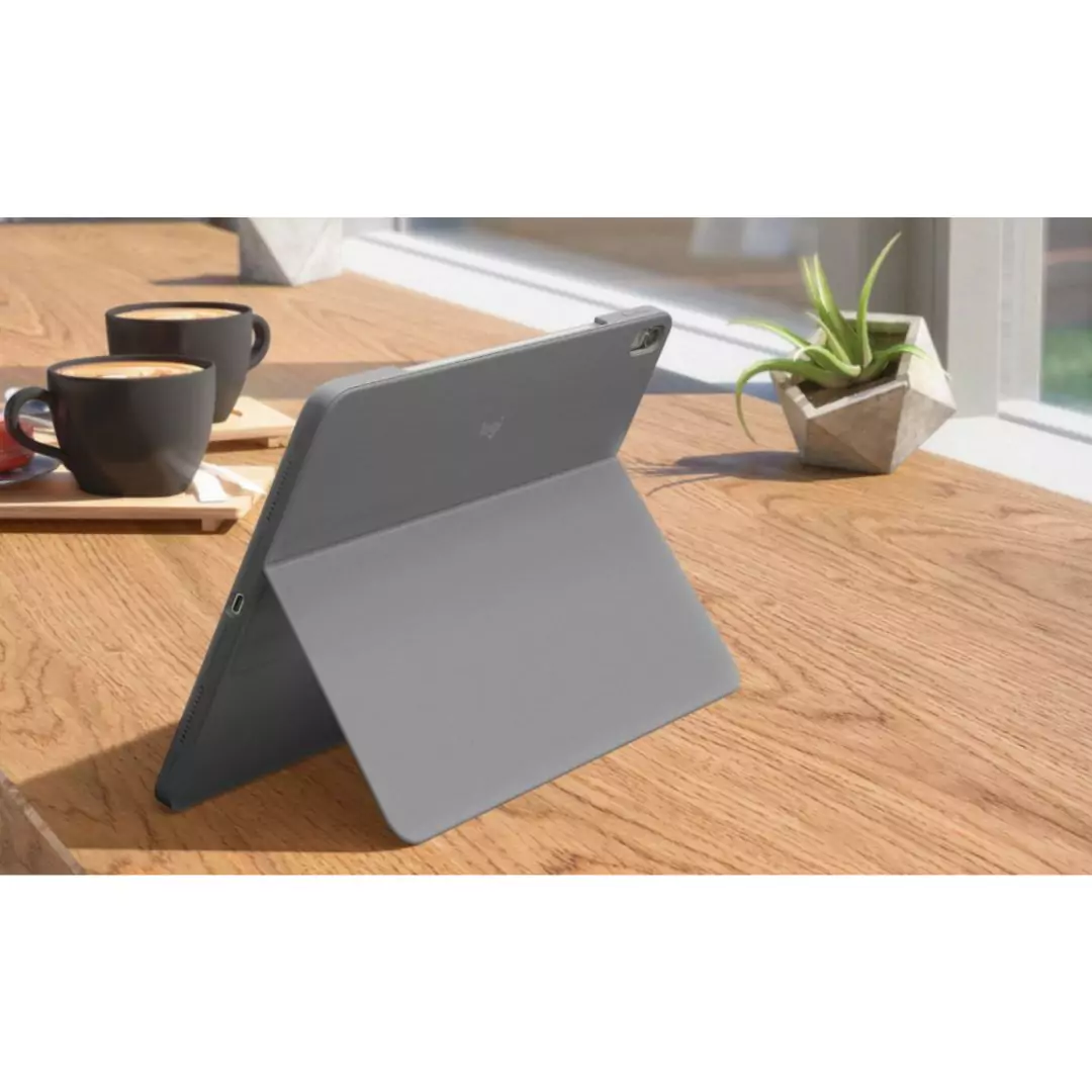 Logitech Combo Touch iPad Air 13″ M2 - Oxford Grey - Image 4